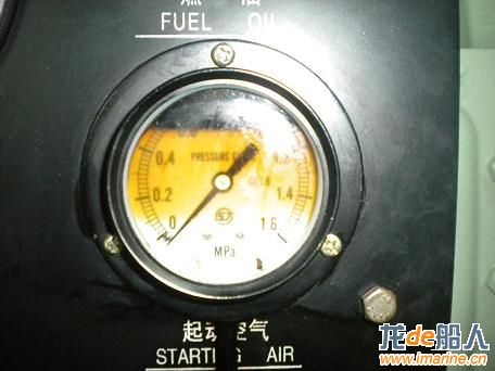 AE-2 FO PRESSURE GAUGE].jpg