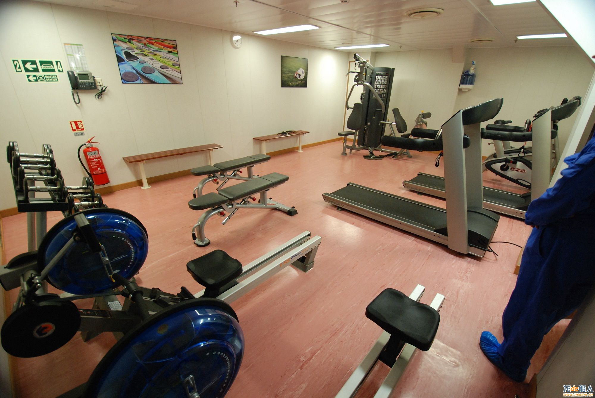 DSC_0258 gym.JPG