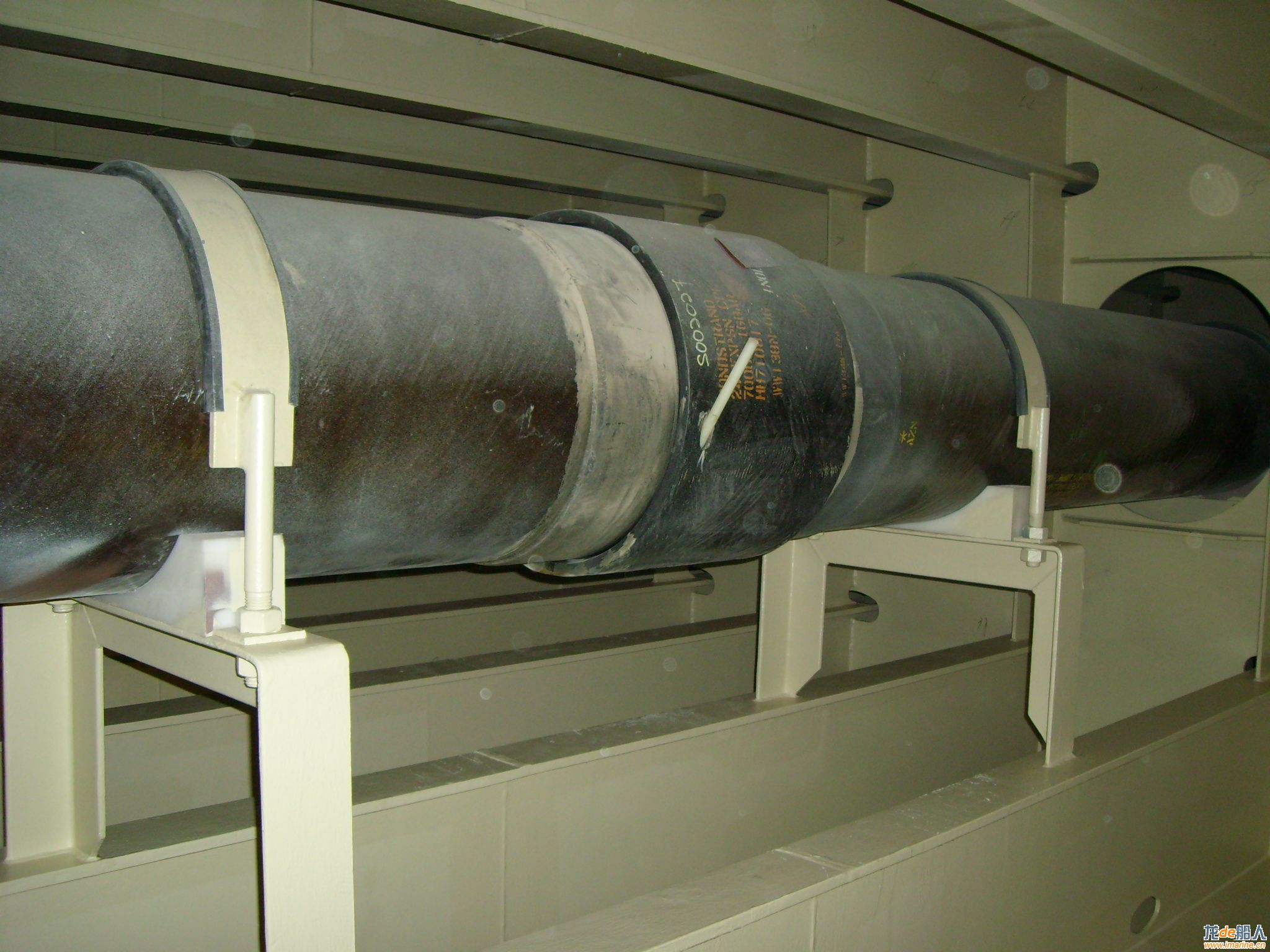 GRP bllast pipe expansion sleeve and support.JPG