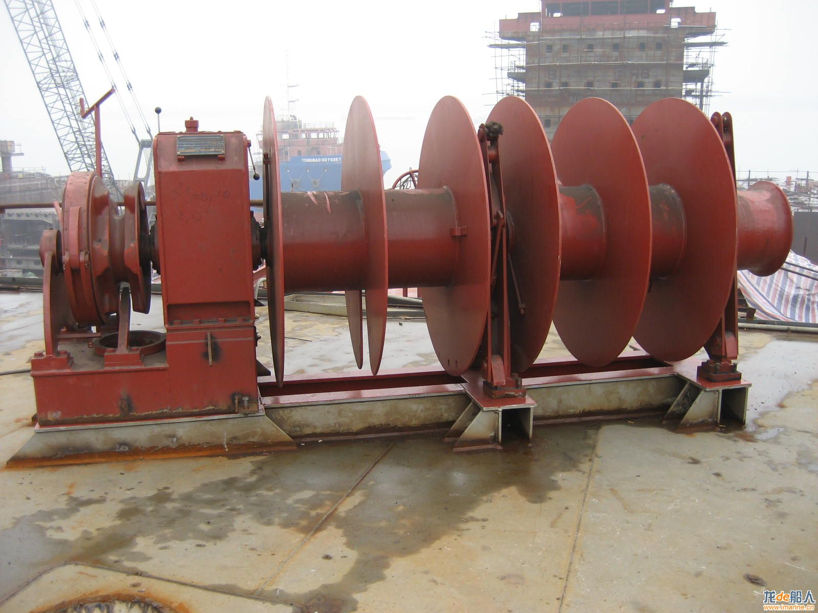 3500BC1-Windlass port in position 20130226.JPG