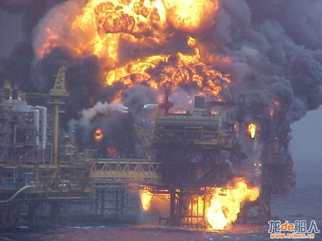 ONGC Platform Fire.JPG