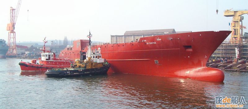 800px-Brosen_northern_side_lauching5_tugs.jpg