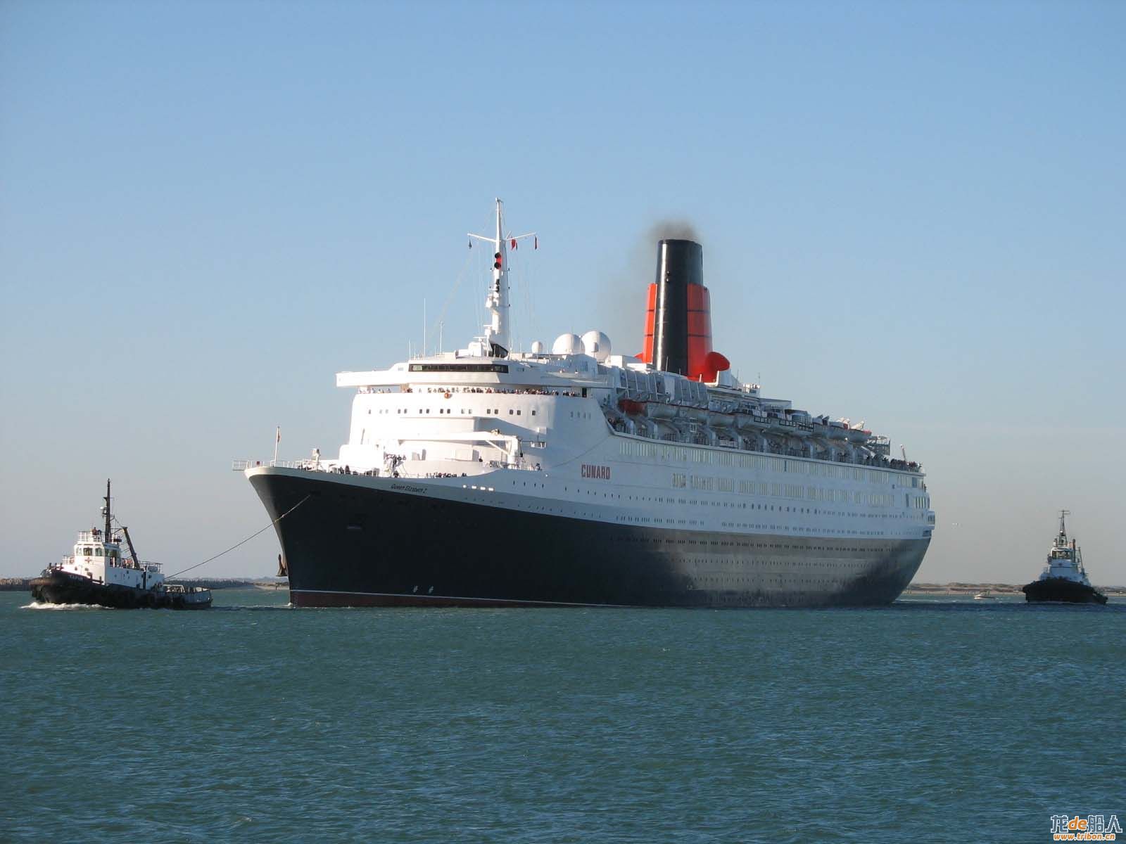 qe2adelaide06.jpg