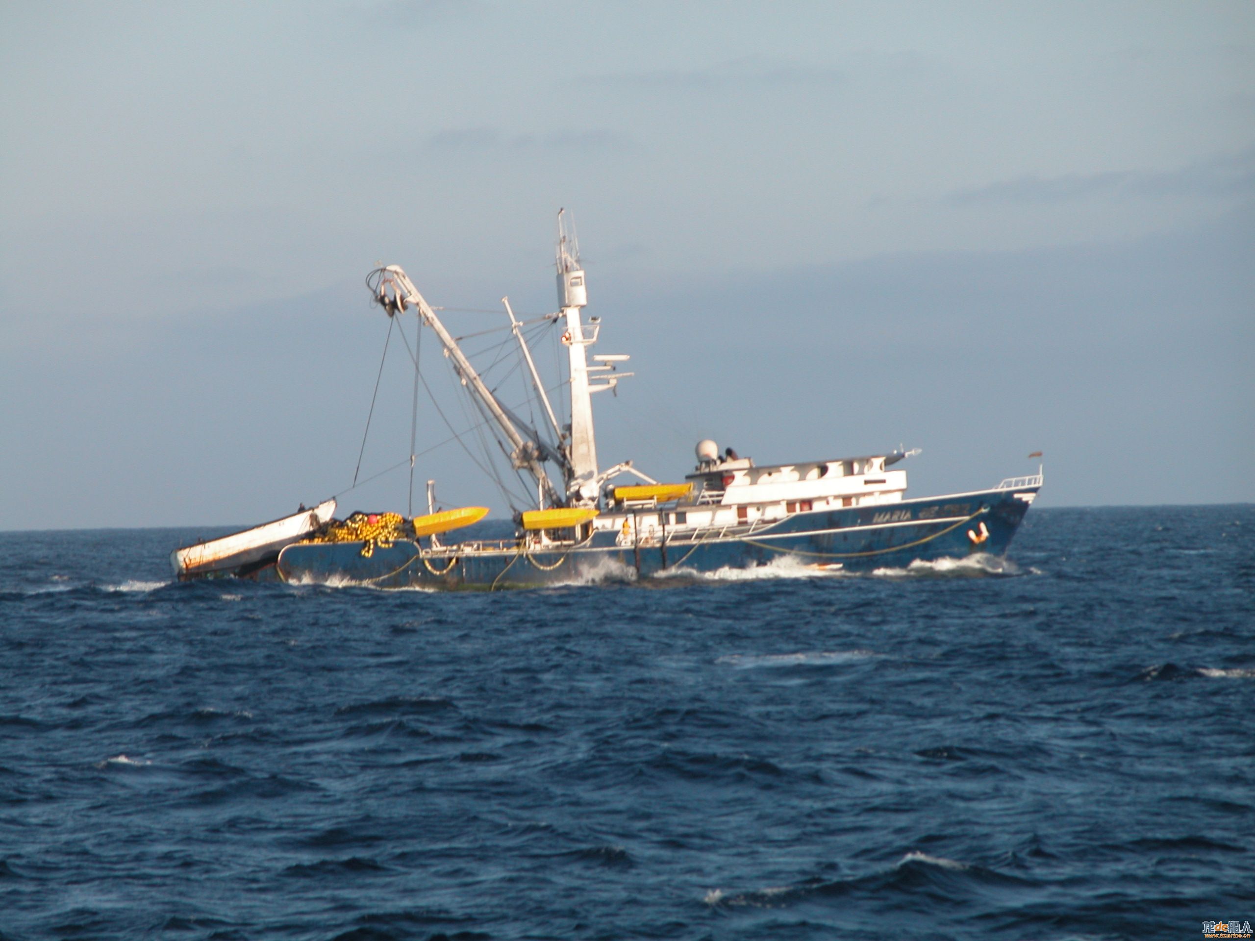 Purse seiner-01.jpg